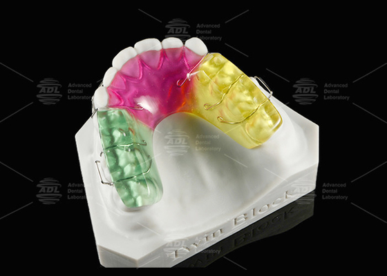 Thiết bị chỉnh nha Acrylic Twin Block để điều chỉnh nhược điểm